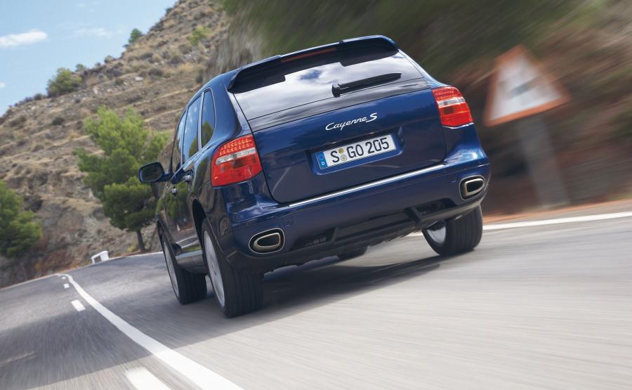  Porsche Cayenne S 2007 года  (фото 21 из 32)